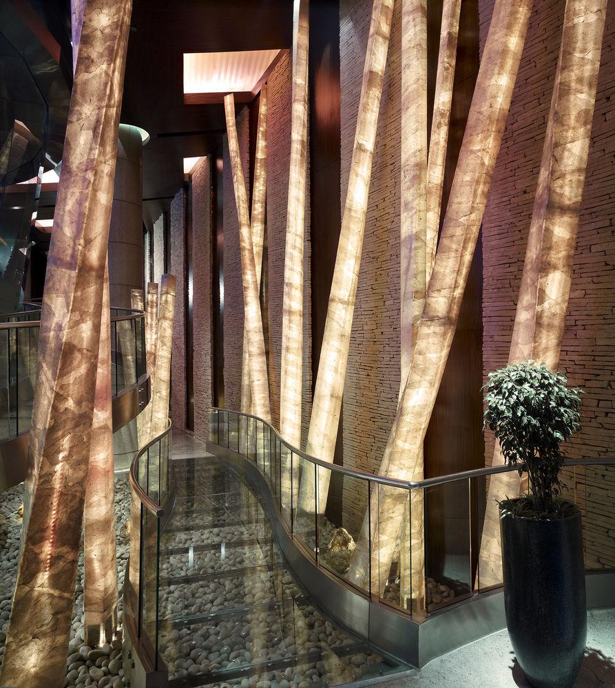 Hyatt Regency Mumbai International Airport Ξενοδοχείο Εξωτερικό φωτογραφία The interior of the hotel