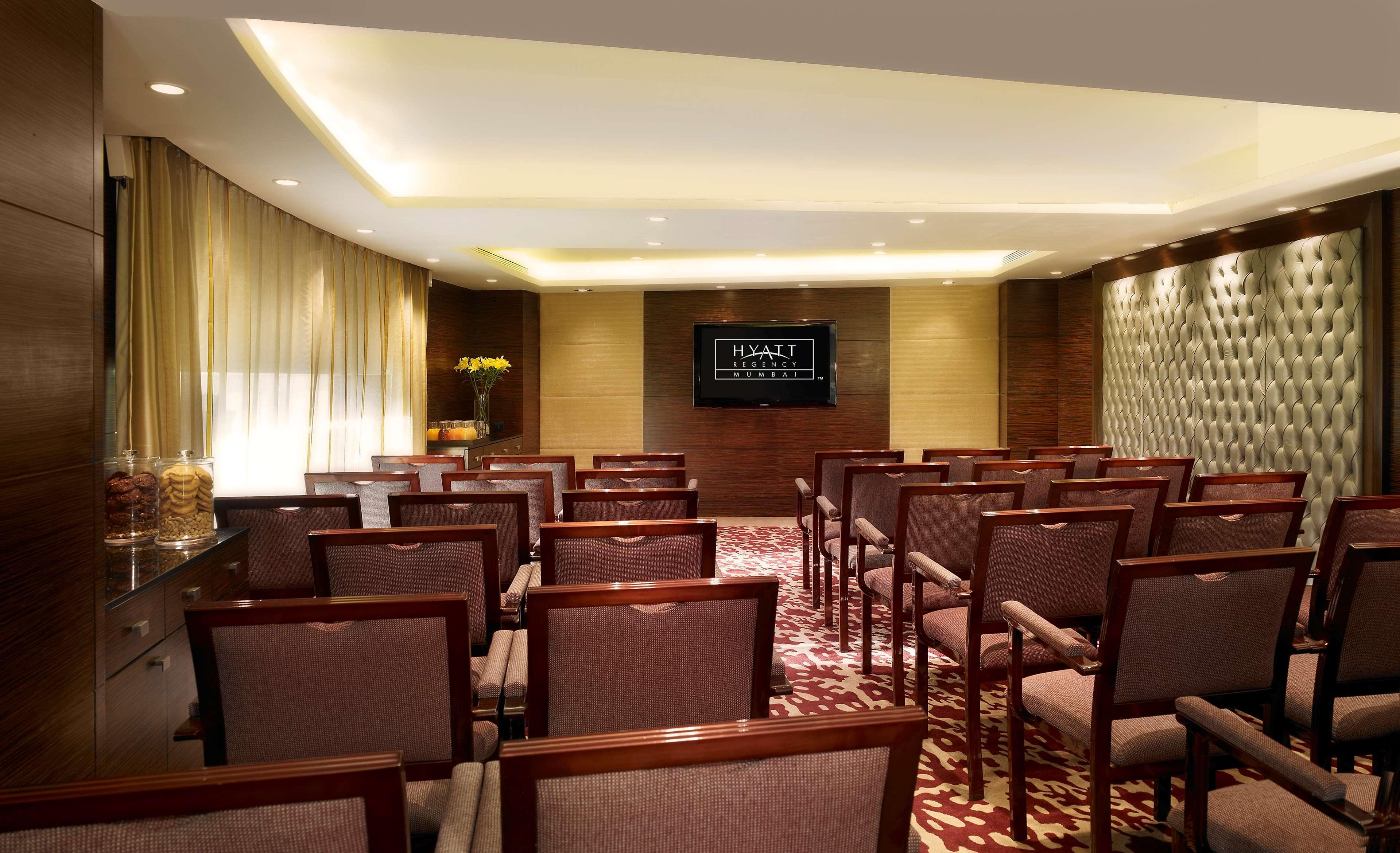 Hyatt Regency Mumbai International Airport Ξενοδοχείο Εξωτερικό φωτογραφία Meeting room