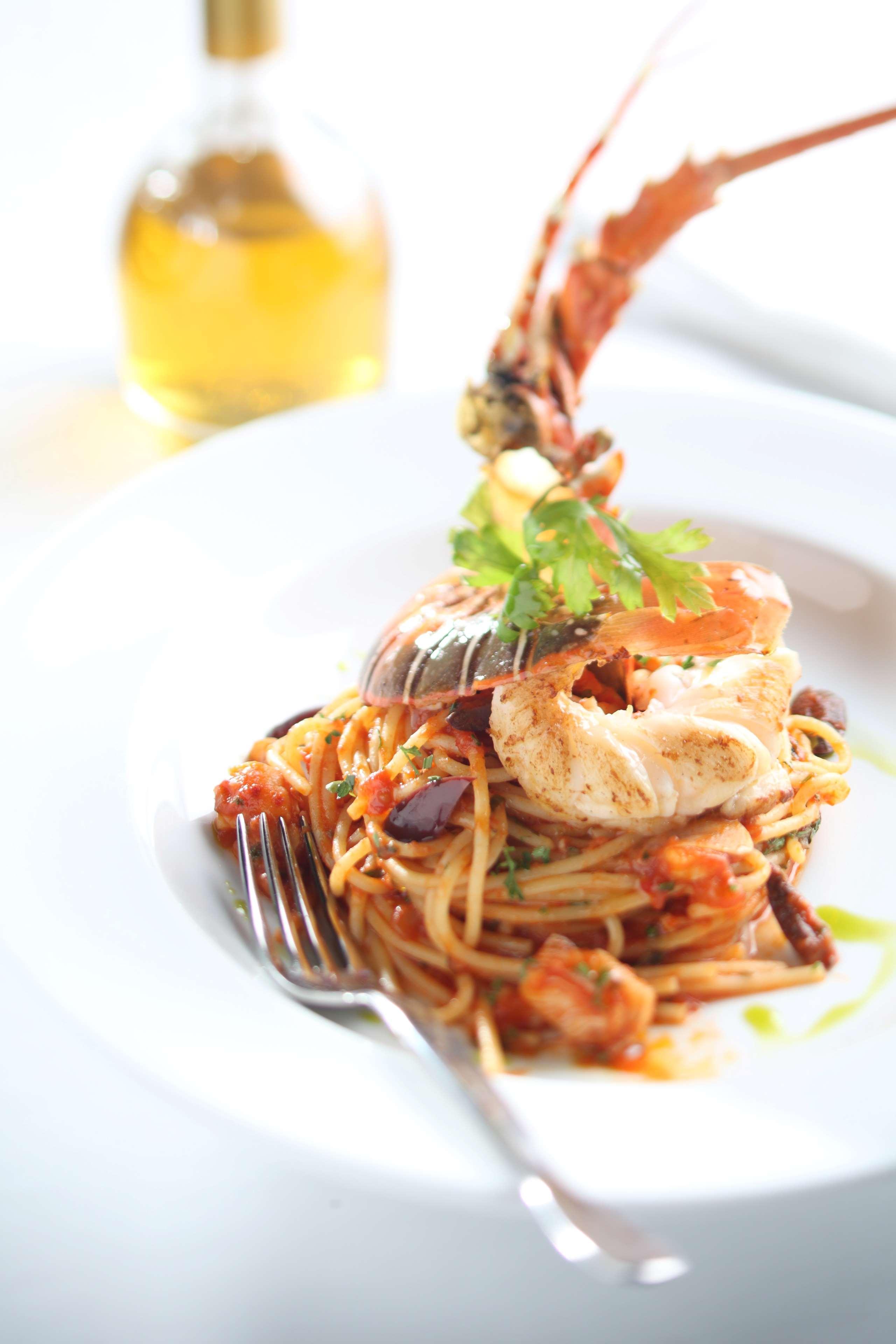 Hyatt Regency Mumbai International Airport Ξενοδοχείο Εξωτερικό φωτογραφία Spaghetti alla vodka